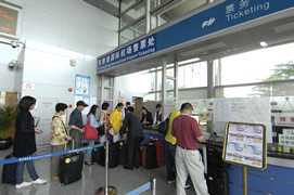Passengers of China Airlines, EVA Airways, Japan Airlines and Mandarin Airlines can check in their luggage at Nanshan Port and receive it at their final destination.